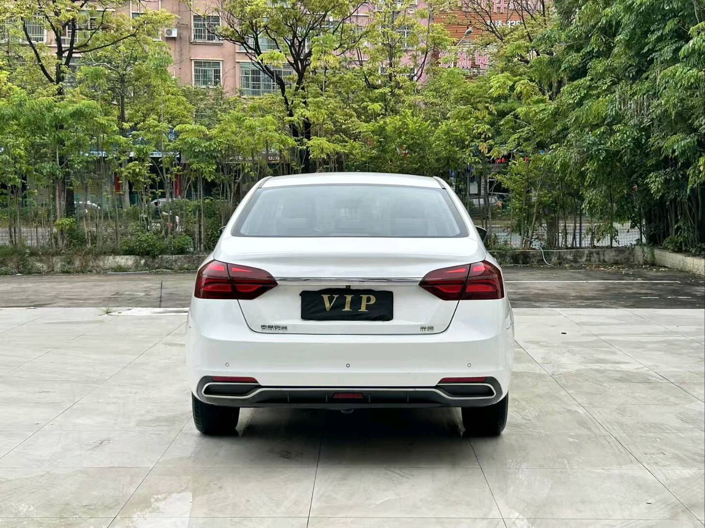 GEELY Emgrand 2019 car image #10