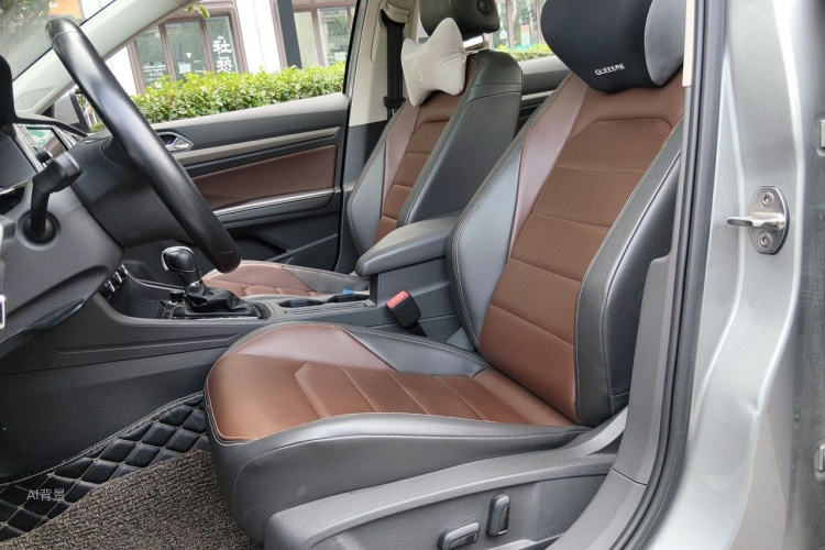 Volkswagen Lavida 2019 car image #17