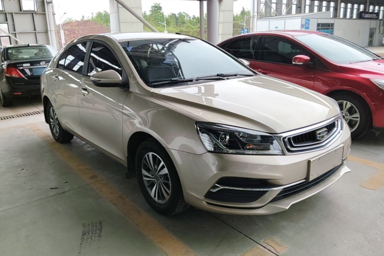 GEELY Emgrand 2018 #4 GEELY Emgrand 2018 car image #4