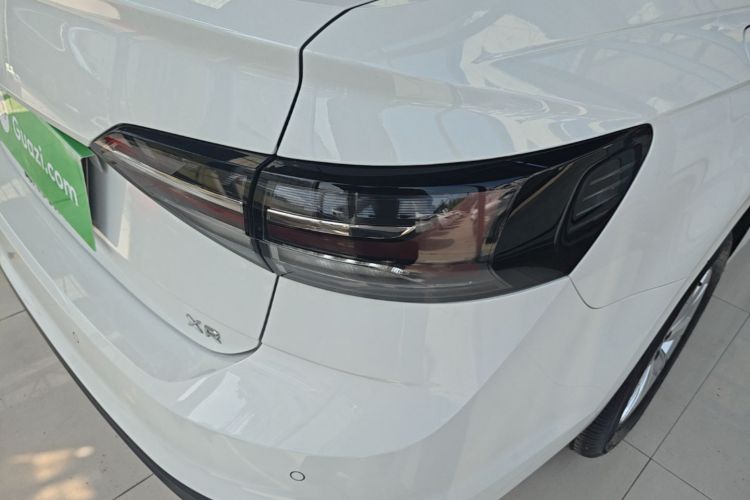 Volkswagen Lavida 2025 car image #8
