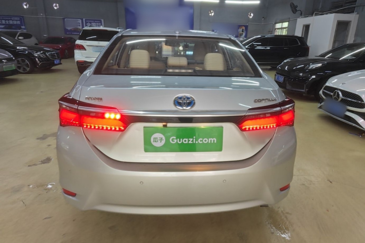 Toyota Corolla 2017 immagine di auto #4