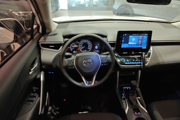 Toyota Corolla Cross 2022 #11 Toyota Corolla Cross 2022 car image #11