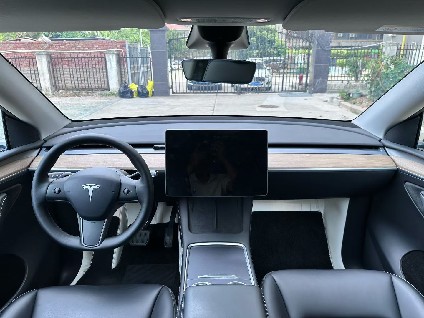 Tesla Model Y 2022 #7 Tesla Model Y 2022 car image #7