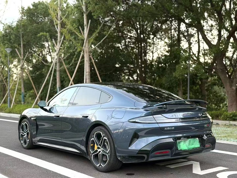 MI SU7 2024 car image #4