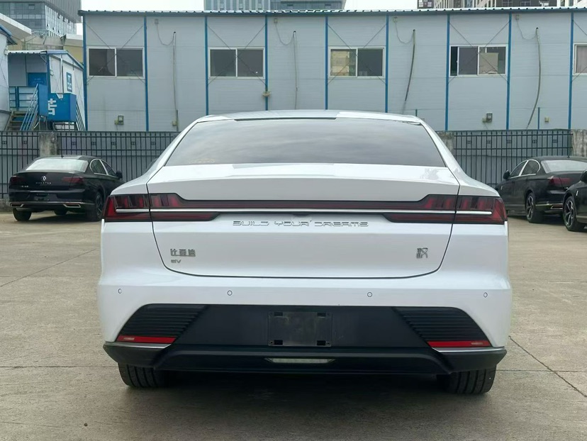 BYD Han 2023 #5 BYD Han 2023 صورة سيارة #5