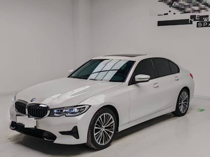 BMW 3 Series 2022 car image 