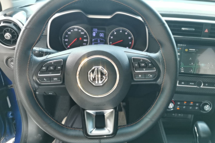 MG ZS 2018 car image #11