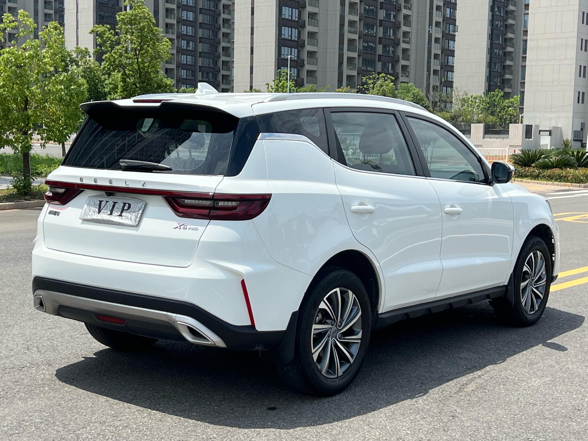 GEELY Vision X6 2022 car image #6