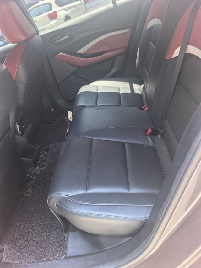 MG 5 2023 car image #5