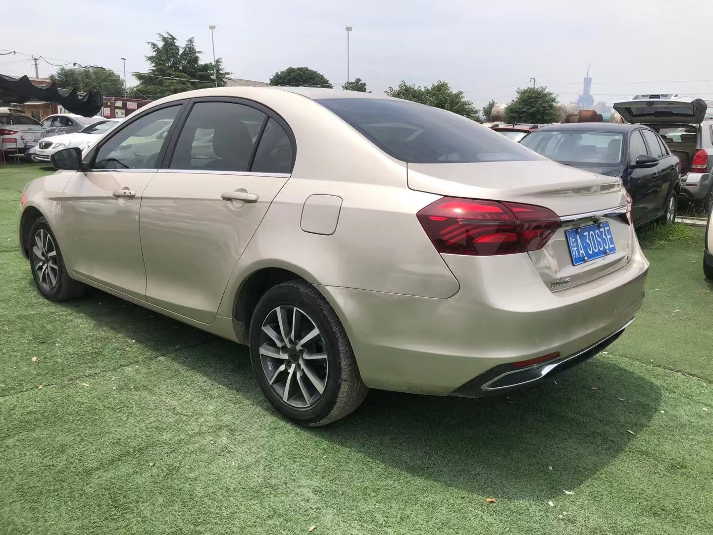 GEELY Emgrand 2020 car image #6