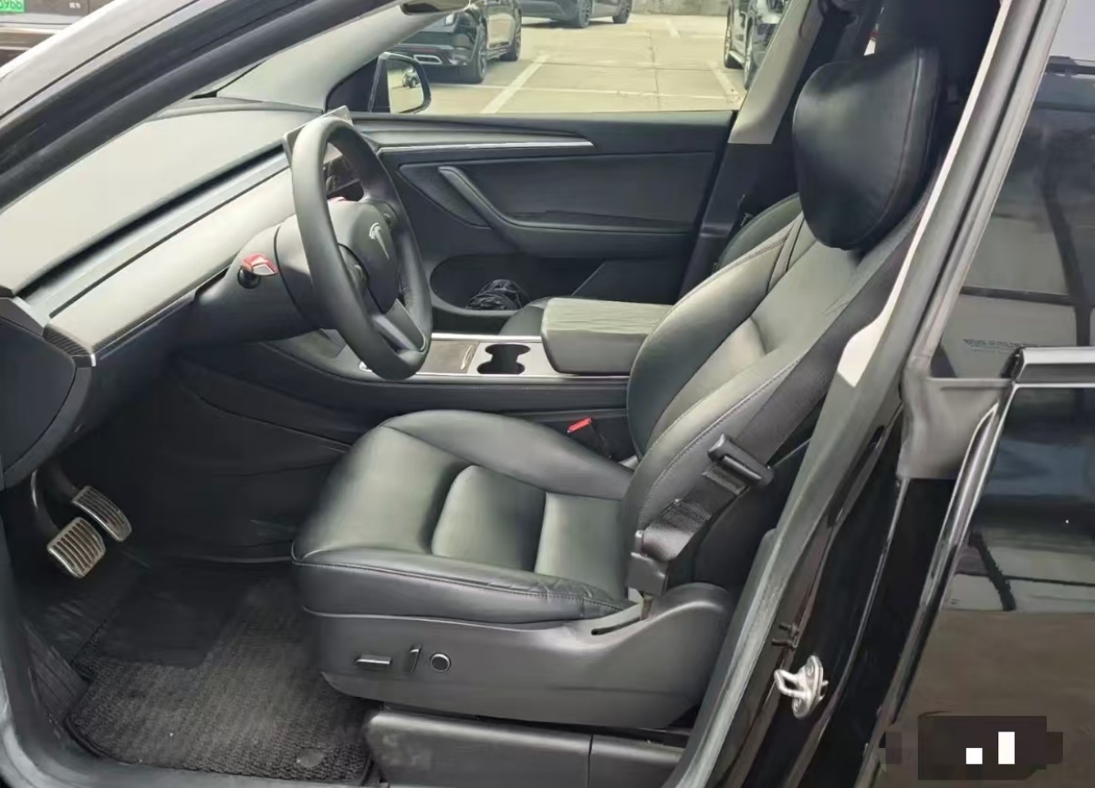 Tesla Model Y 2022 #6 Tesla Model Y 2022 car image #6
