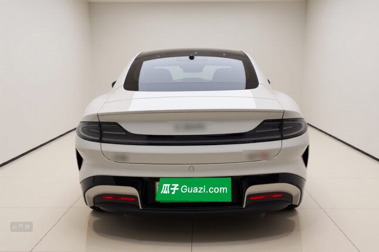 MI SU7 2024 immagine di auto #6