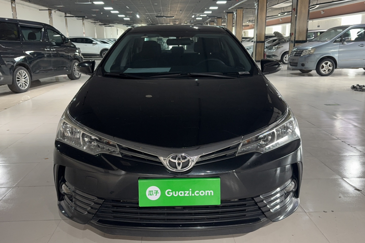 Toyota Corolla 2018 immagine di auto #3