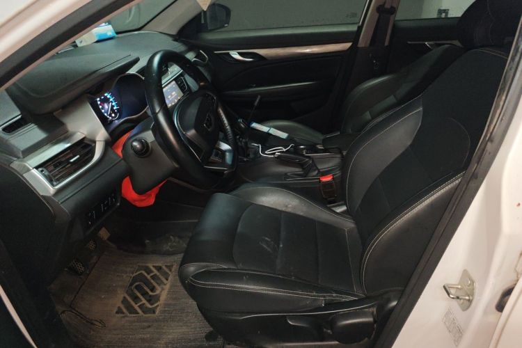 GEELY Emgrand 2020 car image #15
