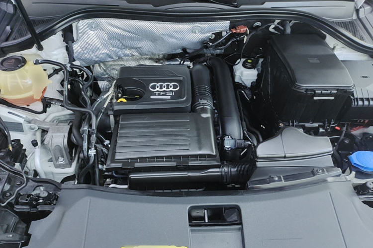 Audi Q3 2018 #20 Audi Q3 2018 car image #20