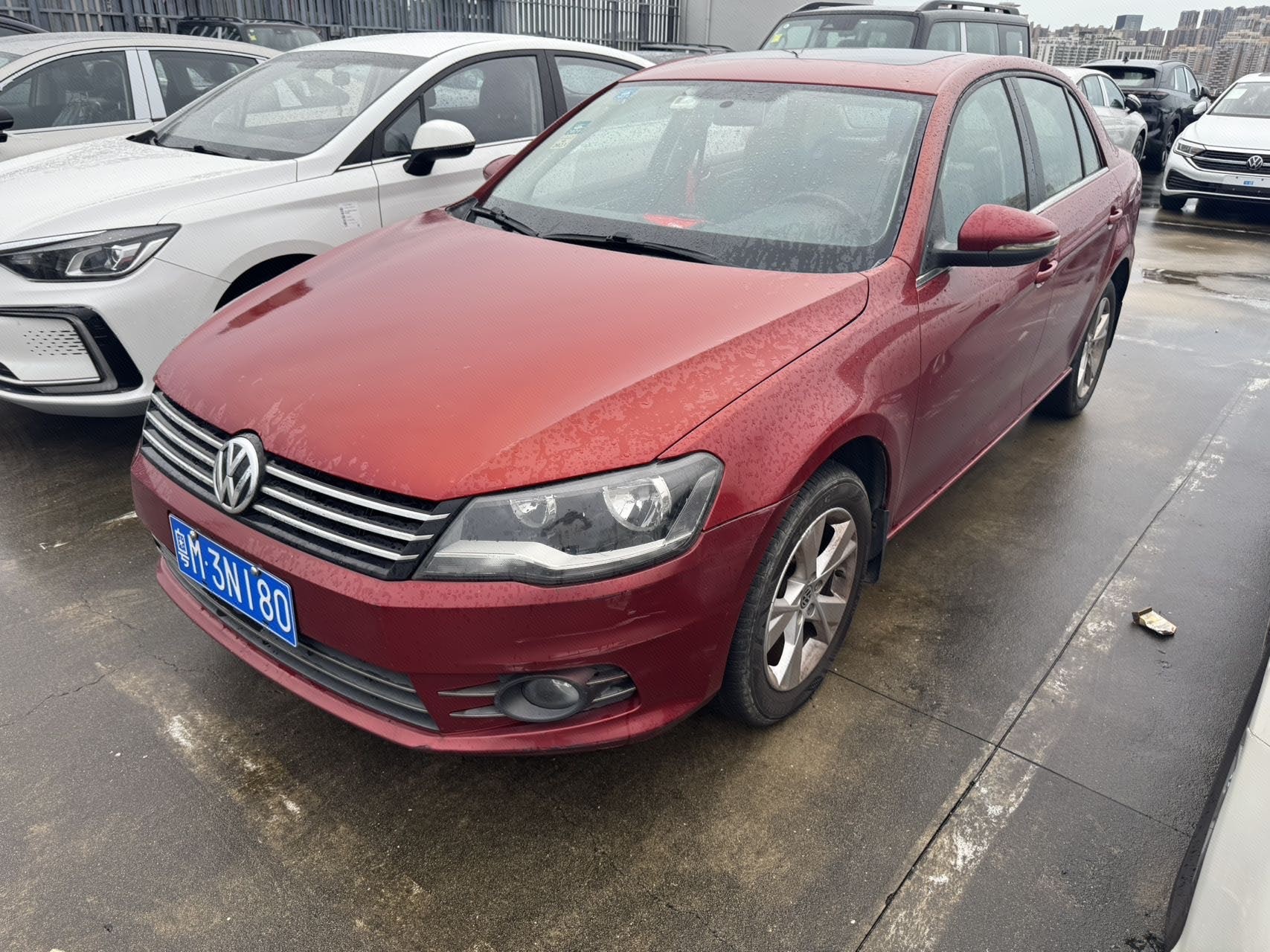 Volkswagen Bora 2015 car image 