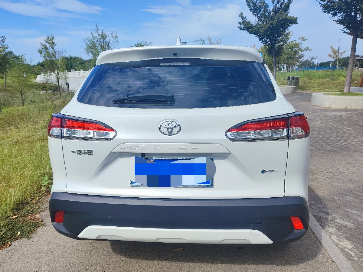 Toyota Corolla Cross 2025 #6 Toyota Corolla Cross 2025 car image #6