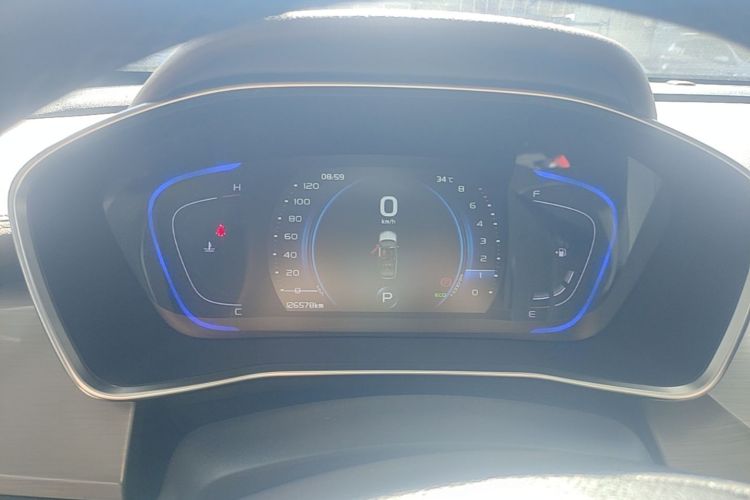 GEELY Coolray 2018 immagine di auto #16