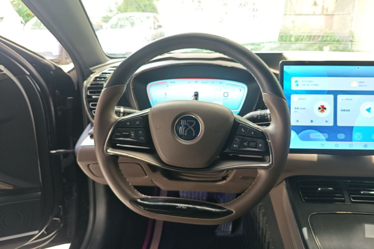 BYD Han 2023 #11 BYD Han 2023 immagine di auto #11