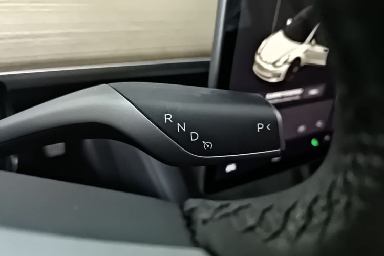 Tesla Model 3 2021 #14 Tesla Model 3 2021 car image #14