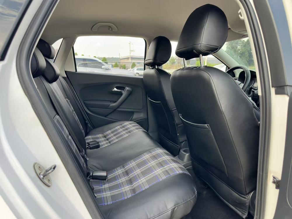 Volkswagen Polo 2016 #16 Volkswagen Polo 2016 car image #16