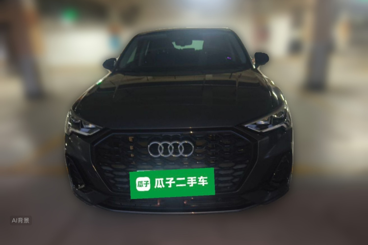 Audi Q3 2022 car image #3