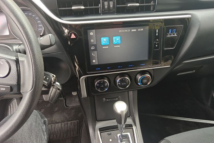 Toyota Corolla 2017 #13 Toyota Corolla 2017 car image #13