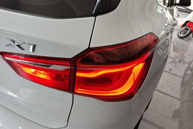BMW X1 2018 #8 BMW X1 2018 car image #8