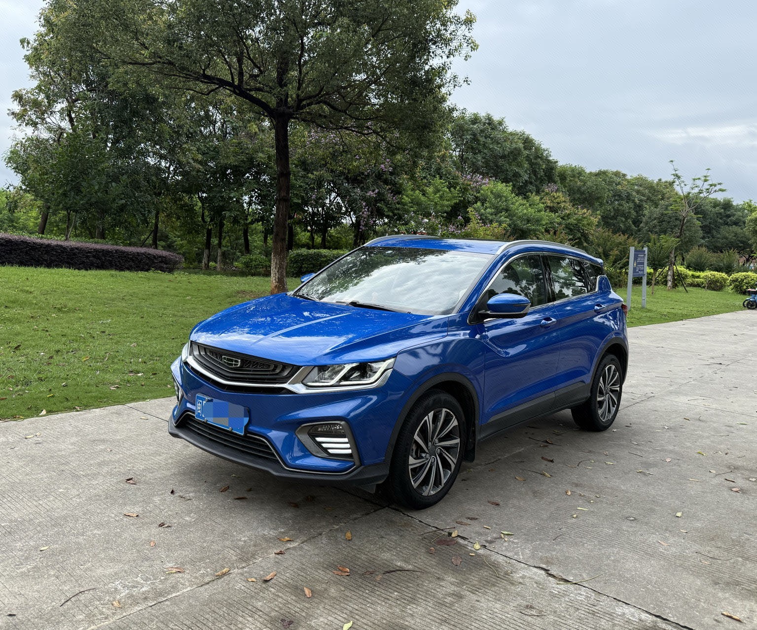 GEELY Coolray 2019 GEELY Coolray 2019 car image