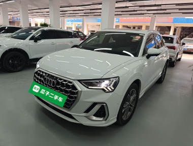 Audi Q3 2024 Audi Q3 2024 car image