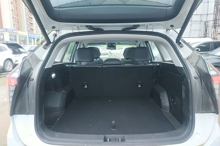 GEELY Boyue L 2024 car image #21