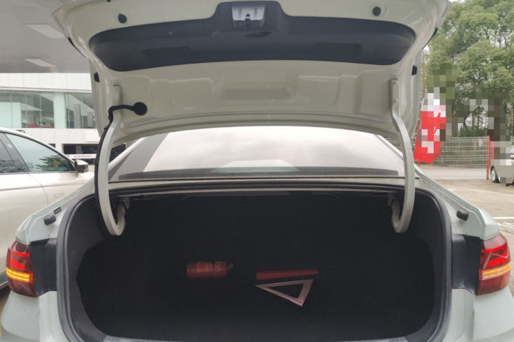 Volkswagen Lavida 2023 immagine di auto #21