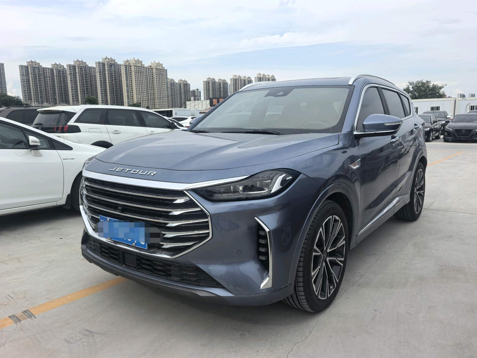 Jetour X70 PLUS 2022 car image 