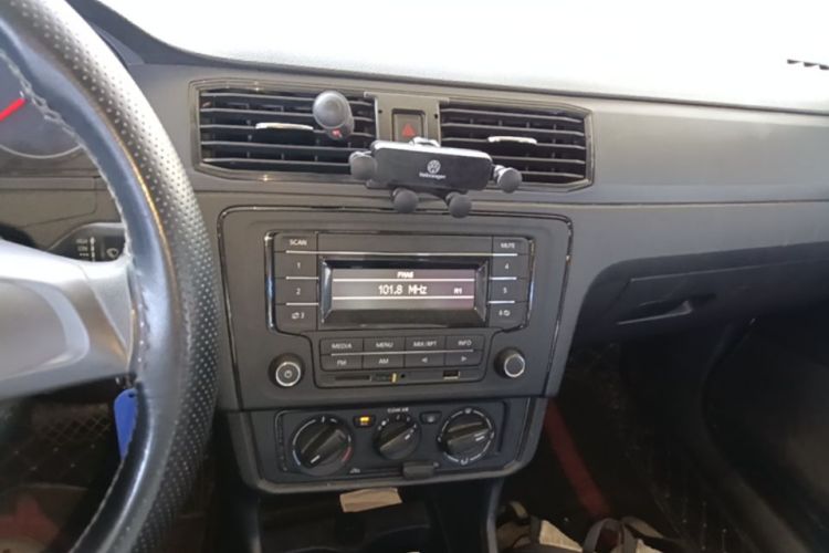 Volkswagen Santana 2021 car image #13