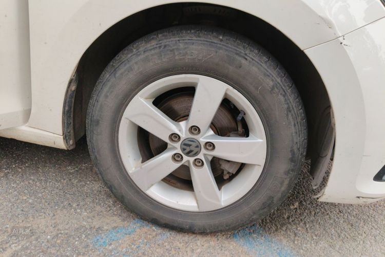 Volkswagen Santana 2017 car image #9