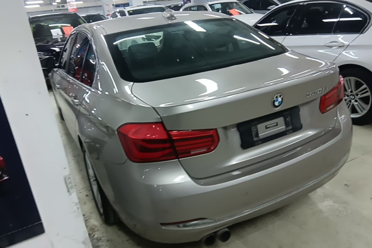BMW 3 Series 2017 #5 BMW 3 Series 2017 car image #5