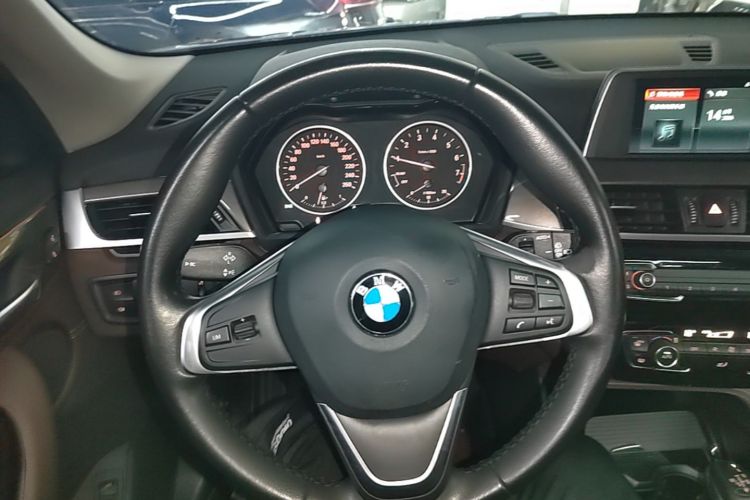 BMW X1 2017 #15 BMW X1 2017 car image #15
