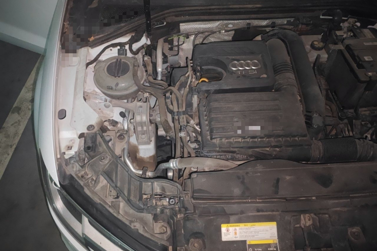 Audi A3 2018 immagine di auto #24