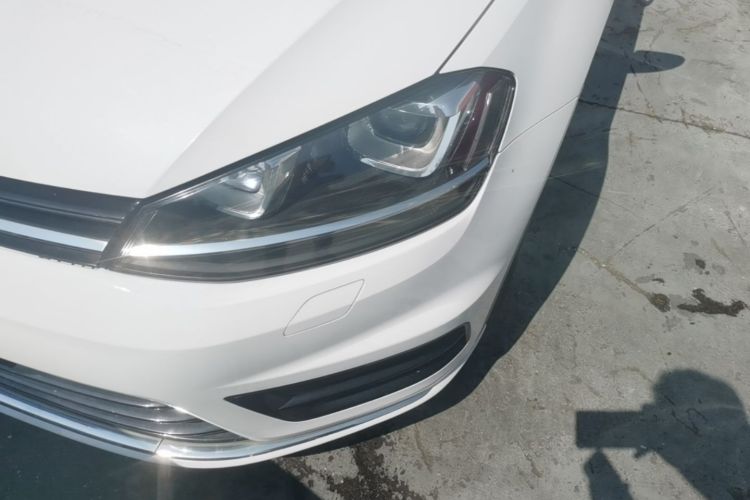 Volkswagen Golf 2015 car image #23