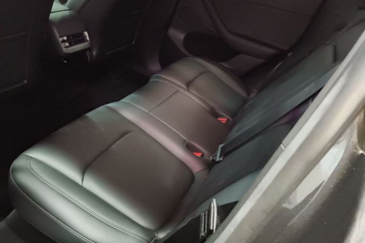 Tesla Model Y 2023 #17 Tesla Model Y 2023 car image #17