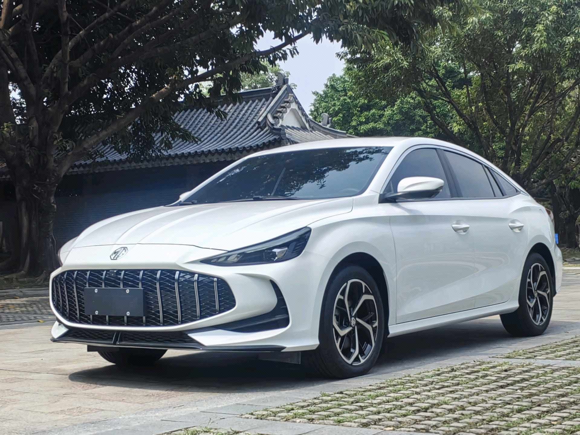 MG 5 2025 car image 