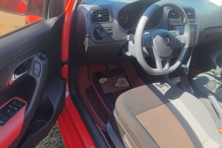 Volkswagen Polo 2019 car image #16