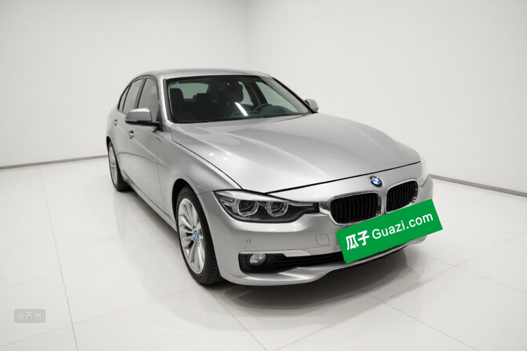 BMW 3 Series 2018 car image #4