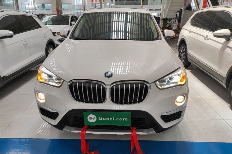 BMW X1 2019 #3 BMW X1 2019 car image #3