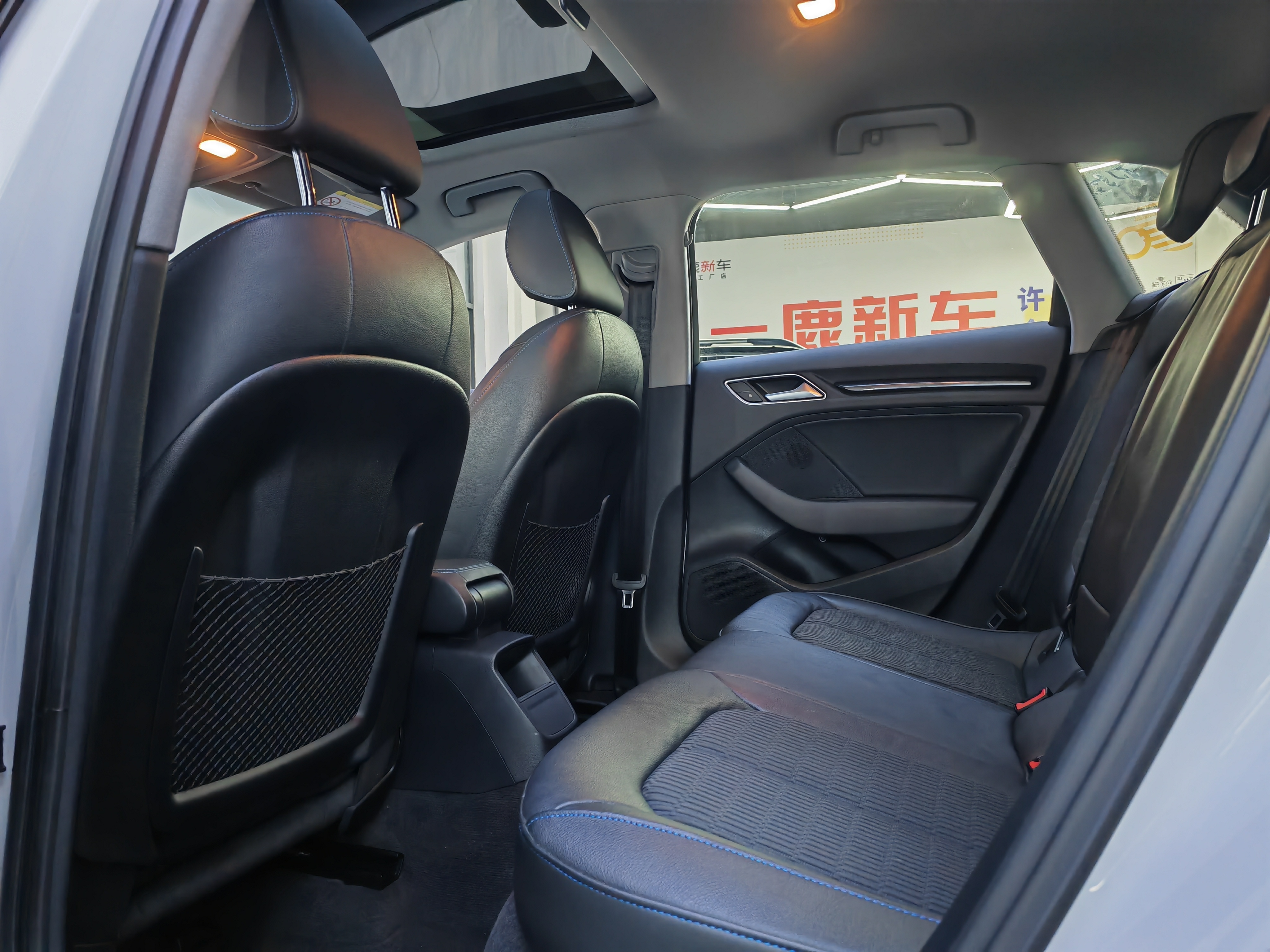 Audi A3 2019 car image #8