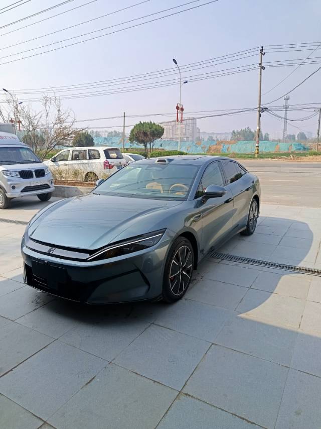 BYD HanL 2026 汽车图片 