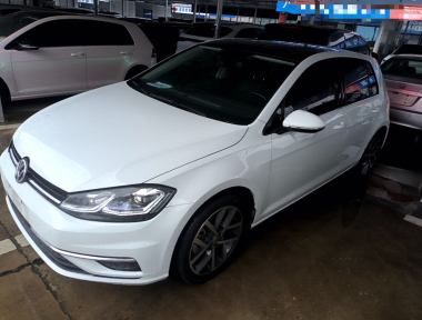 Volkswagen Golf 2018 Volkswagen Golf 2018 car image