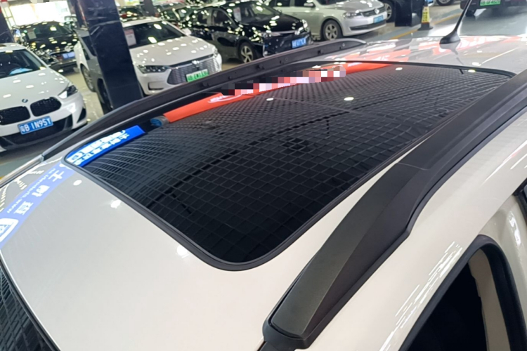 BYD Yuan New Energy 2018 #25 BYD Yuan New Energy 2018 car image #25