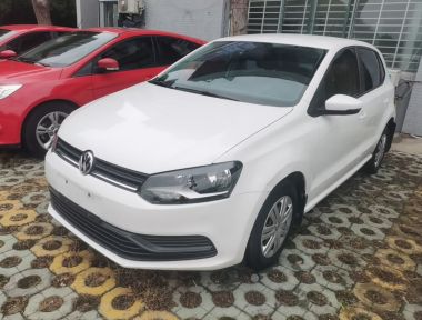 Volkswagen Polo 2016 Volkswagen Polo 2016 car image
