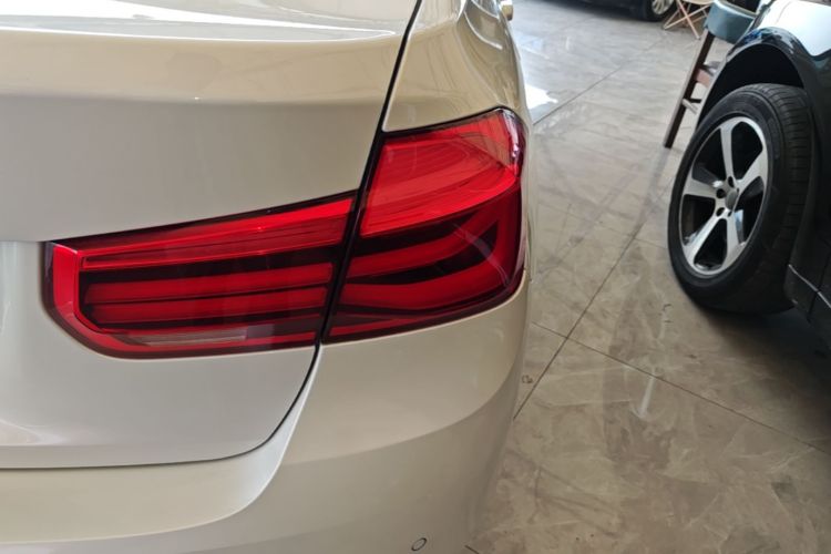 BMW 3 Series 2016 car image #8
